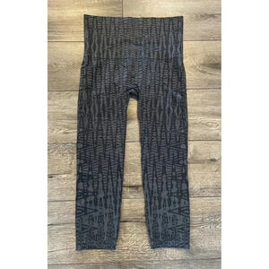 Spanx Leggings Cropped Black Gray Print Size 2X